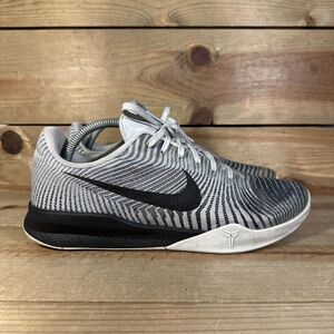 Mens Size 9.5 - Kobe KB Mentality 2 “Wolf Grey” Low Top Sneakers 818952-100